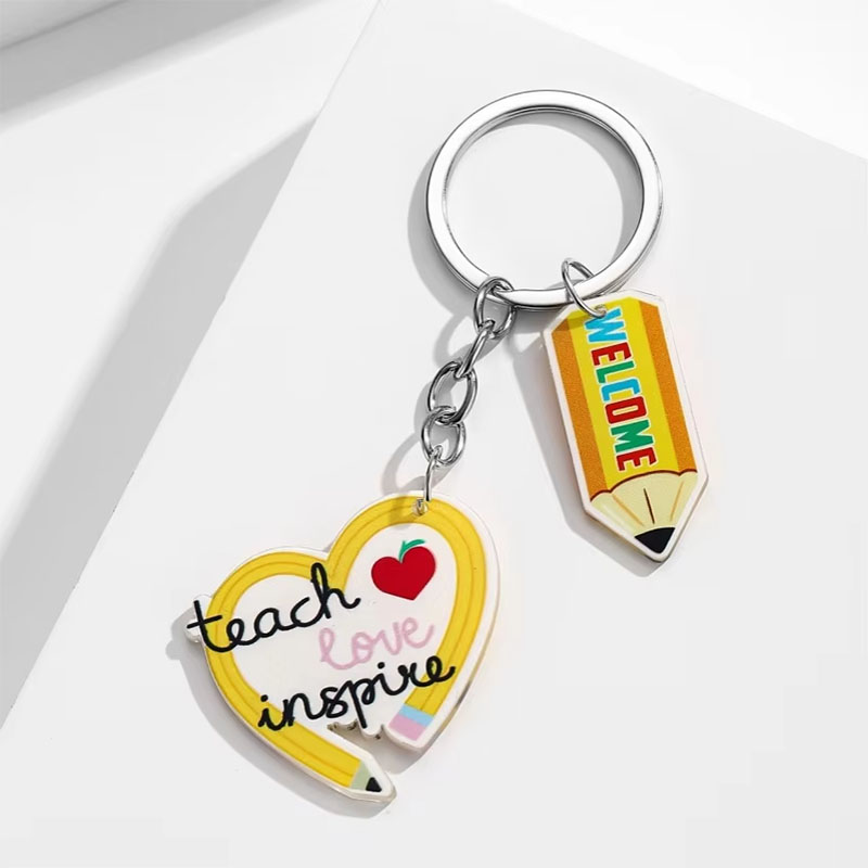 Cute Cartoon Rainbow Heart Keychain Pendant New Acrylic PVC Plastic Backpack Car Hanging Decoration Gift for Couples