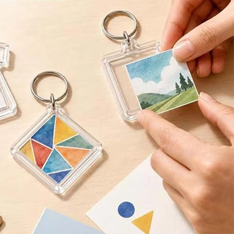 Reusable Acrylic Photo Frame Keychain Custom Souvenir Insert